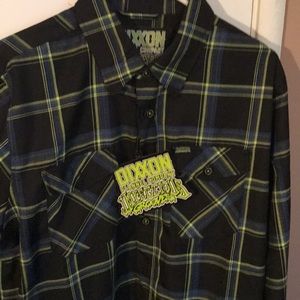 New Dixxon button up shirt LT
